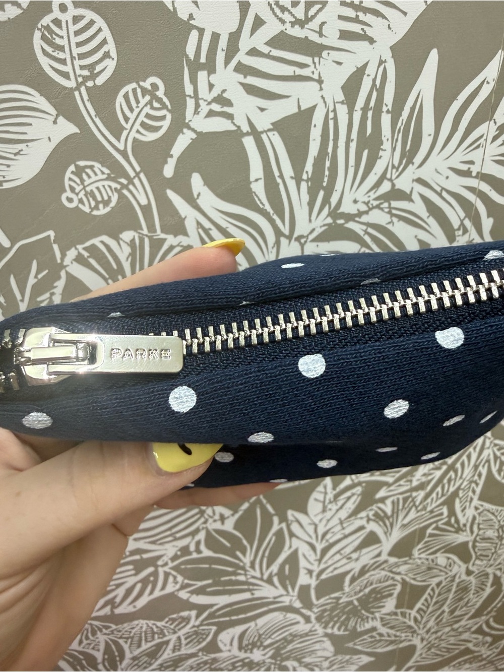 PARKE Claw Clip - Polka Dot Edit - Black - Picture 3 of 4